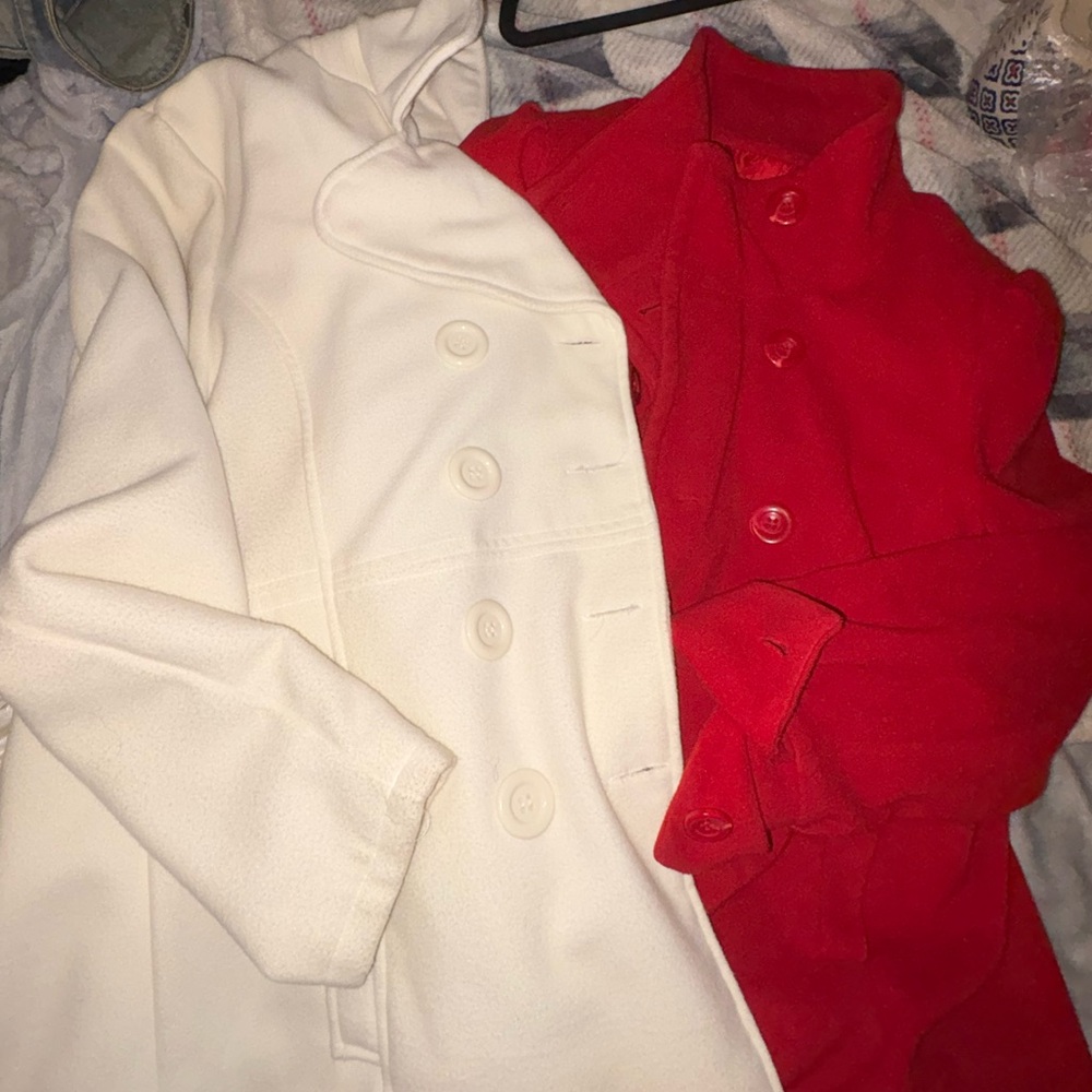 Lot of (2) Two Pea Coats in Red & Cream, Lined in silkish A+ Condition🛍️👠